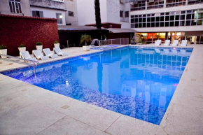 Гостиница Ritz Plaza Hotel  Жуис-Ди-Фора
